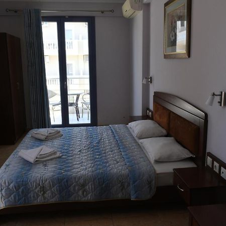 Enalion Aparthotel Olympiakí Aktí Exteriör bild