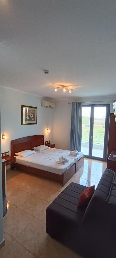 Enalion Aparthotel Olympiakí Aktí Exteriör bild