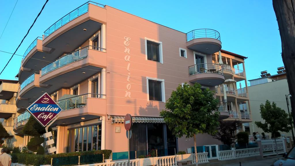 Enalion Aparthotel Olympiakí Aktí Exteriör bild
