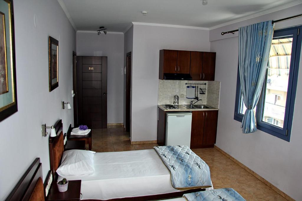 Enalion Aparthotel Olympiakí Aktí Exteriör bild